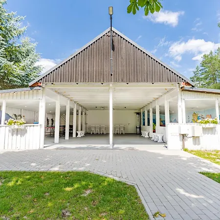 Morskie Dog Friendly