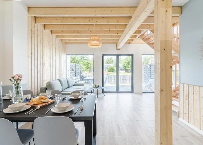 Dom wakacyjny Morskie Dog Frindly